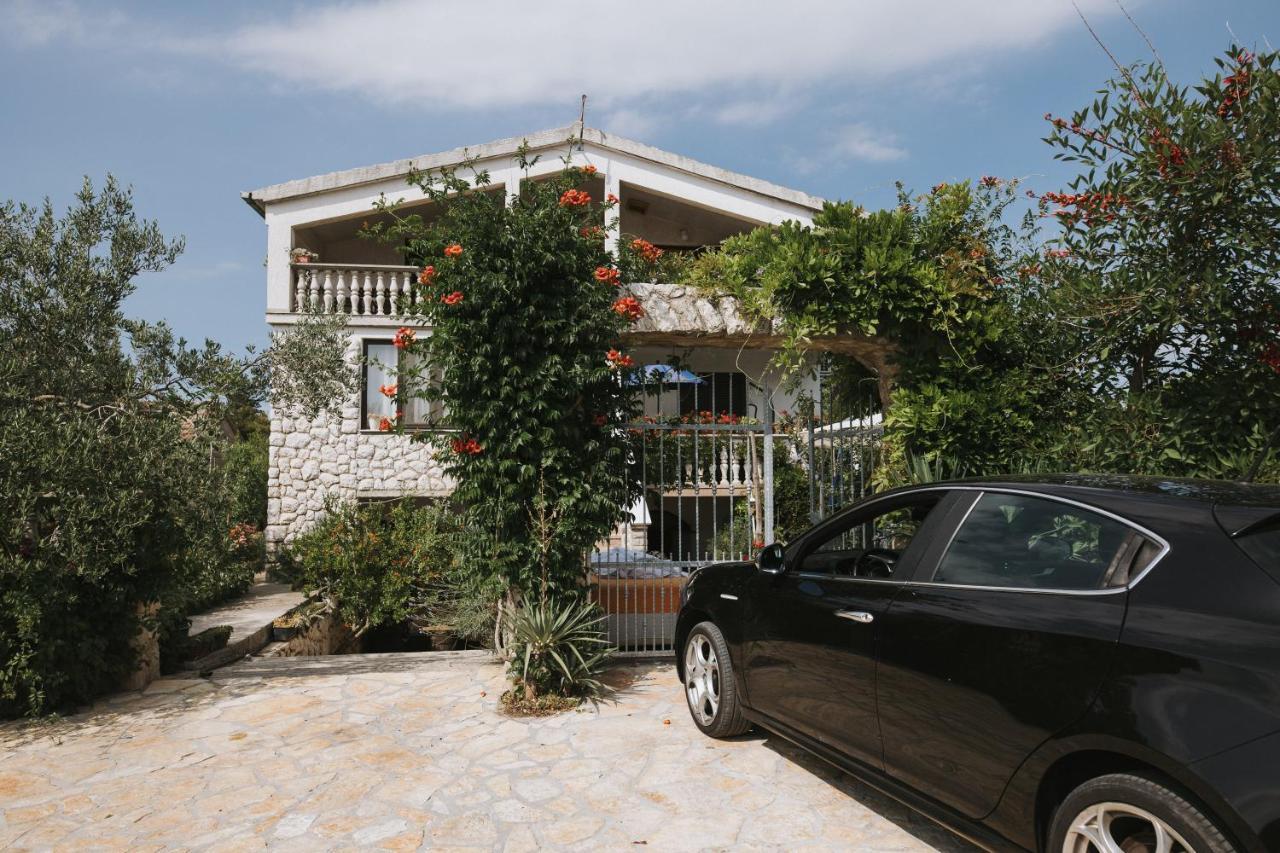 Apartments Marinka Biograd Na Moru Exterior photo