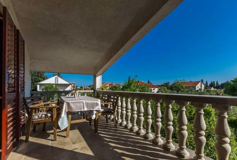 Apartments Marinka Biograd Na Moru Exterior photo